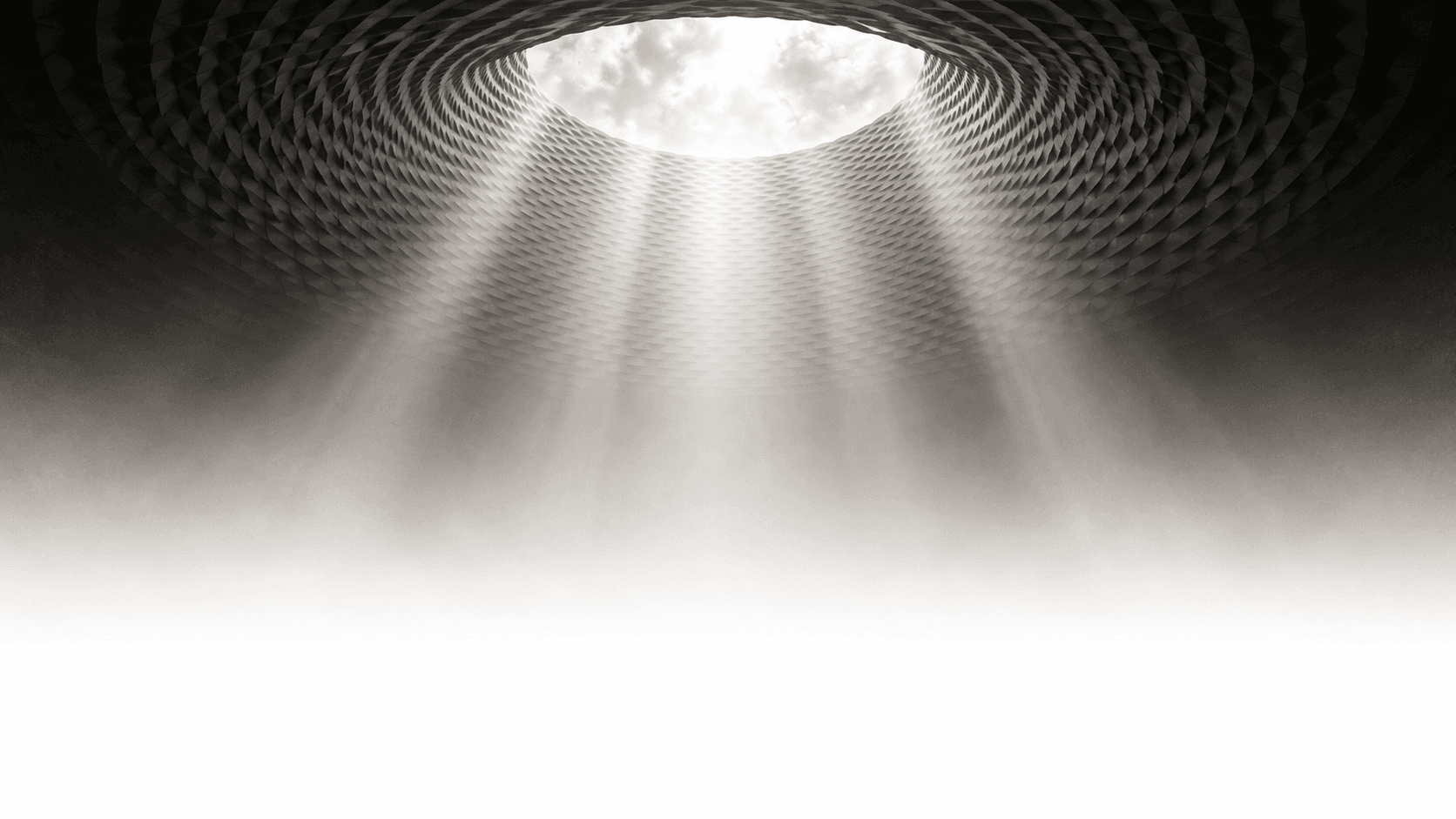 Vue en contre-plongée d’un dôme : une voûte tressée autour d’un oculus ouvert, et des rais de lumière qui tombent dans la brume.